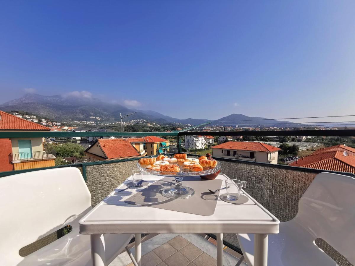 Maison Olga - Incantevole Nuovo Trilocale Vista Mare Con Parcheggio Borghetto Santo Spirito Exterior foto